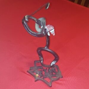 Texas Metal Golfer Sculpture